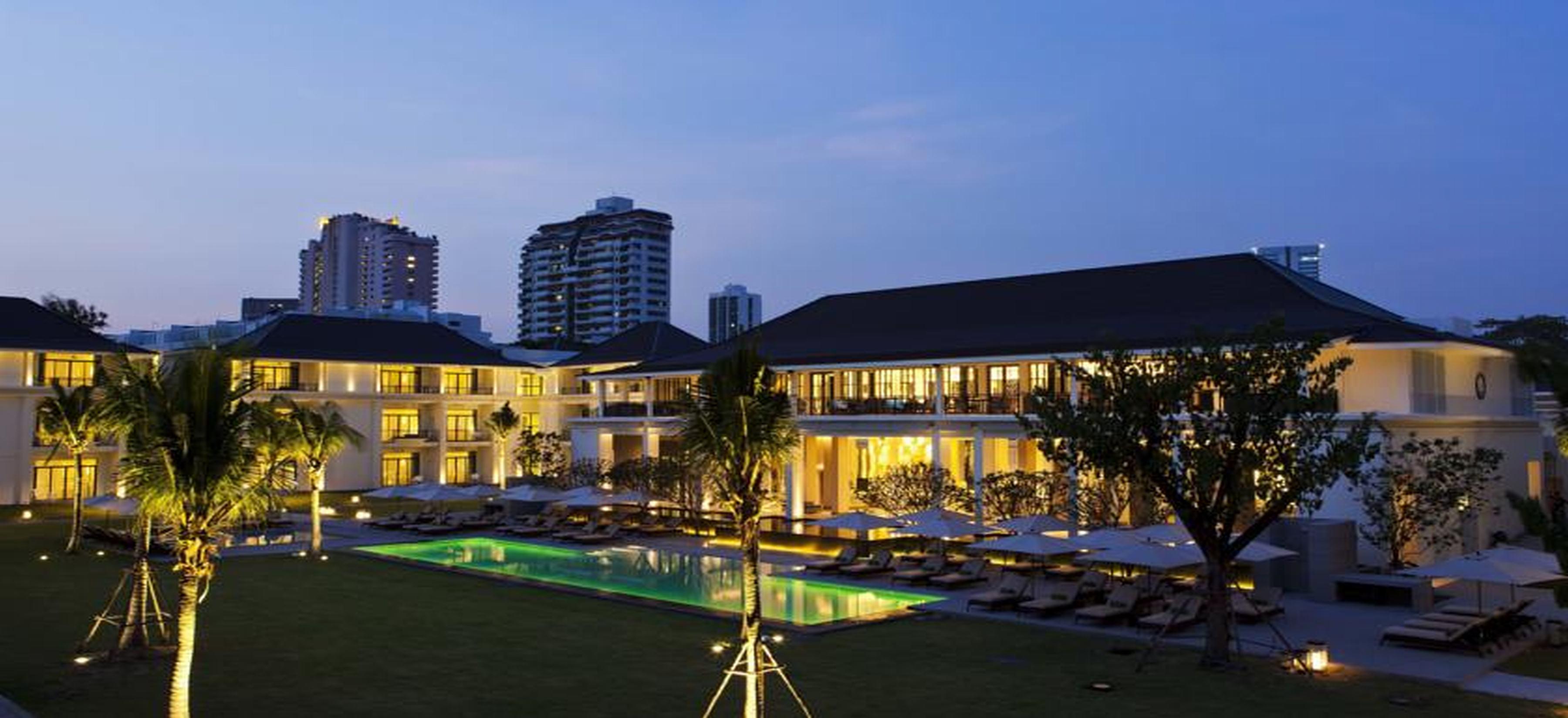 U Sathorn Bangkok Hotel Luaran gambar